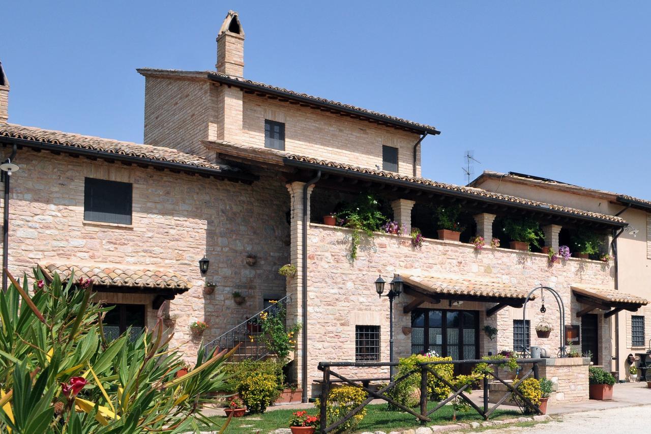 Terre Del Cantico Country House Spello Exterior photo