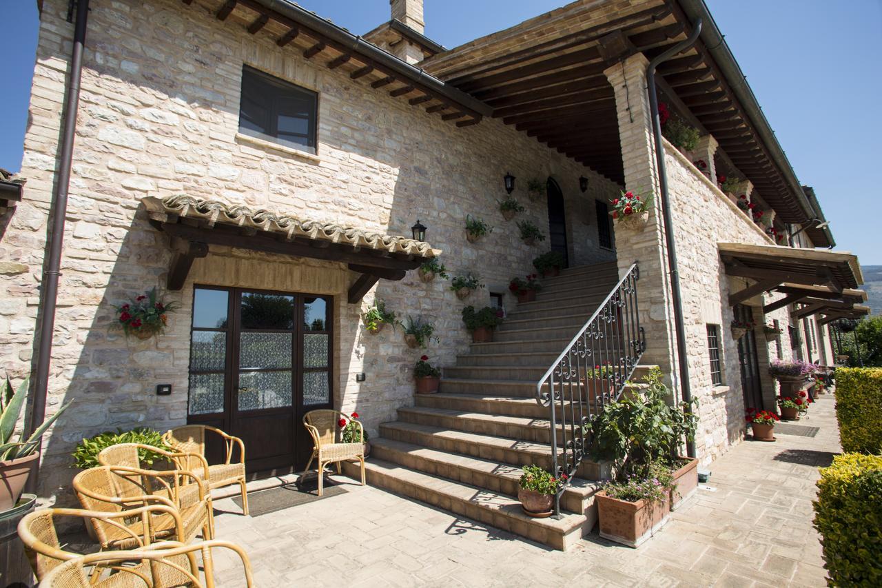 Terre Del Cantico Country House Spello Exterior photo